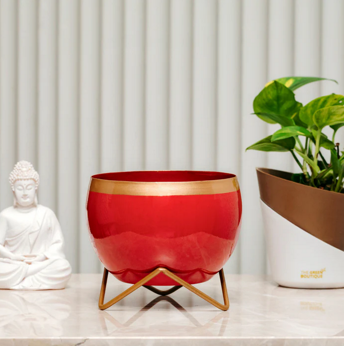 Red Golden Lining Metal Pot With Zig Zag Stand