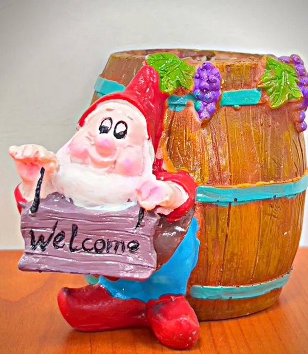 The Welcoming Dwarf