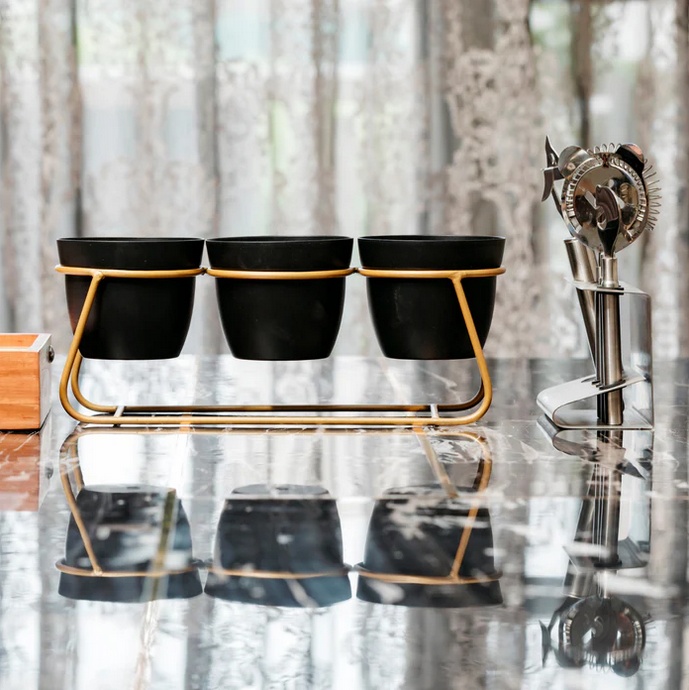 Trio Black Metal Pot set